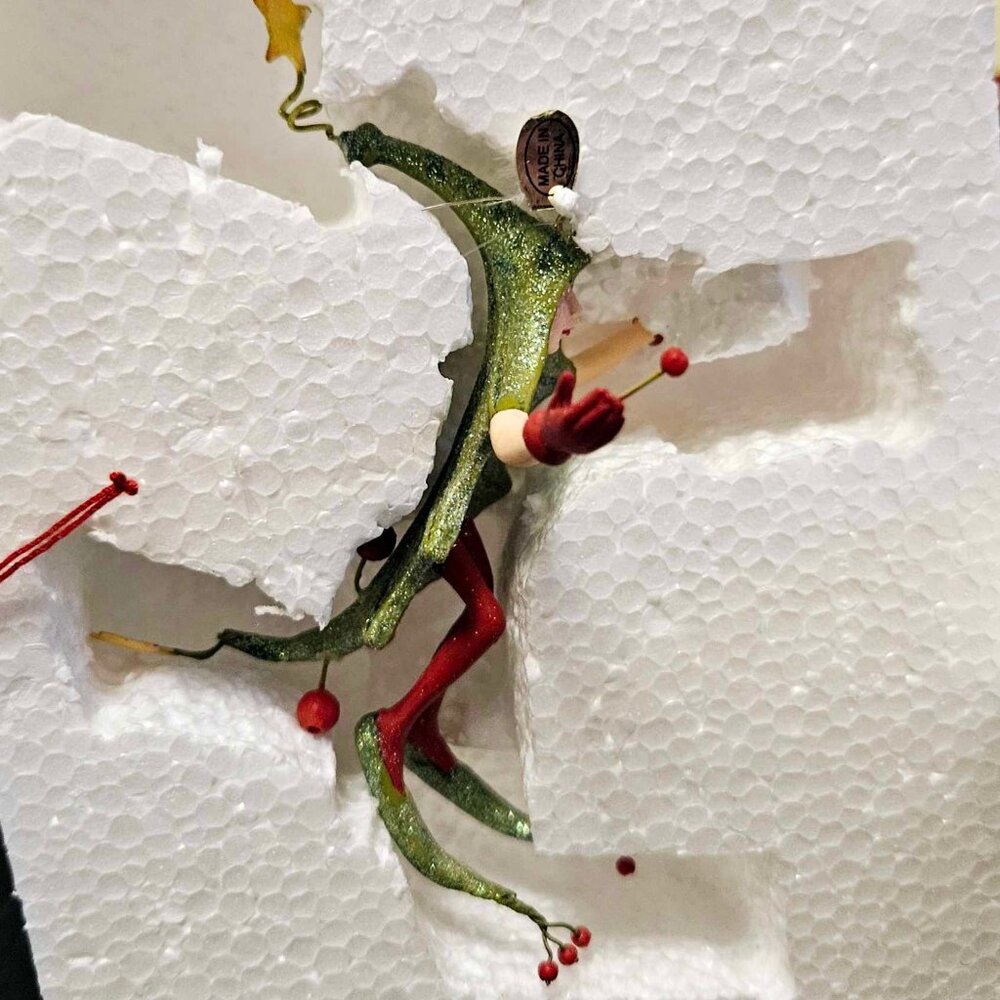 "HOLLY MAN" CHRISTMAS KRINKLES ORNAMENT COLLECTION 2002